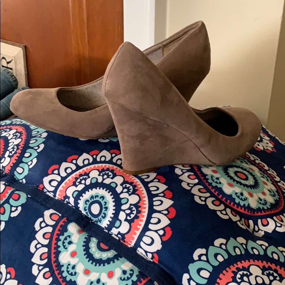Women’s Shoes